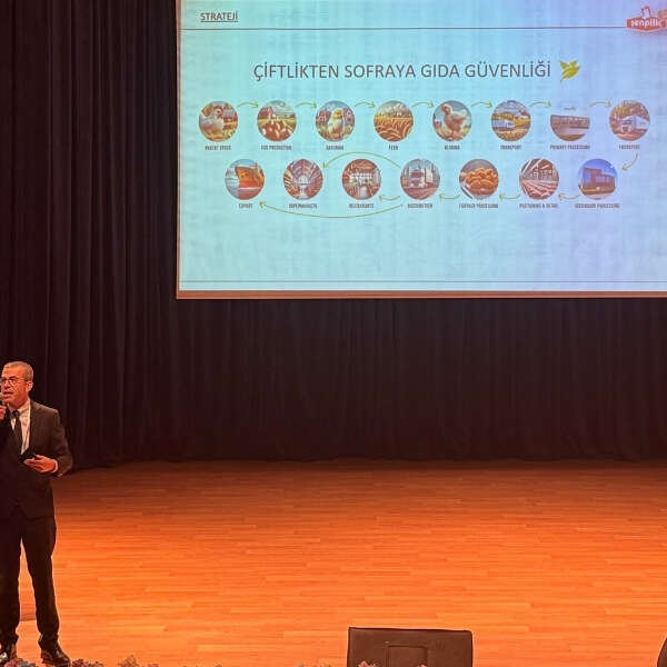 Erkmen Onbulak 3 Şenpiliç, Türkiye 15. Gıda Kongresi’nde gıda güvenliği vizyonunu paylaştı