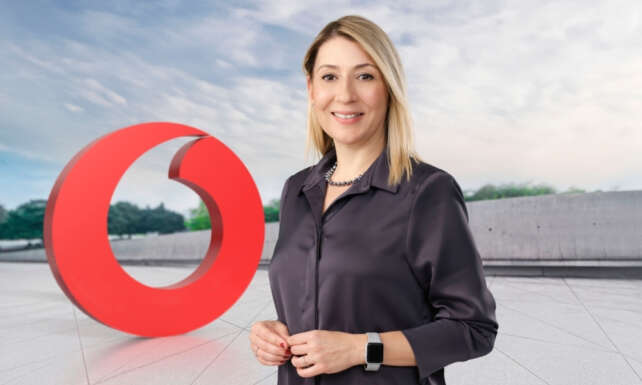 Vodafone 5G heyecanini musterileriyle kutluyor