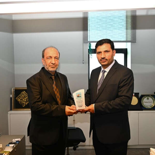 Erkmen Onbulak 11 Bursalı Perakendecilerden Bağımlılıkla Mücadeleye Destek