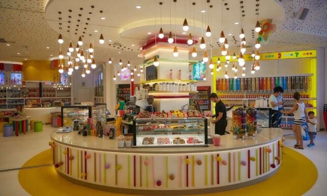 Candy Candynin Renkli Dunyasi Cok Yakinda Tersane Istanbulda