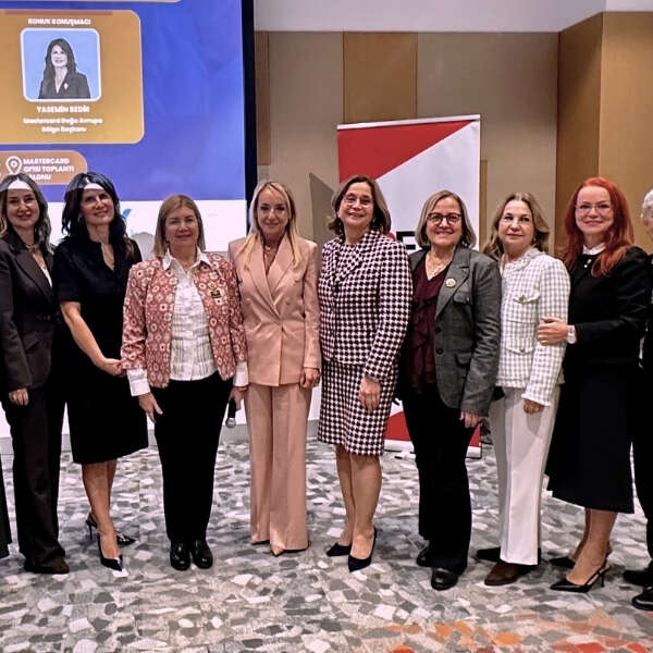 Kadın Liderlerle Dönüşüm Buluşmaları İstanbul’da Gerçekleşti