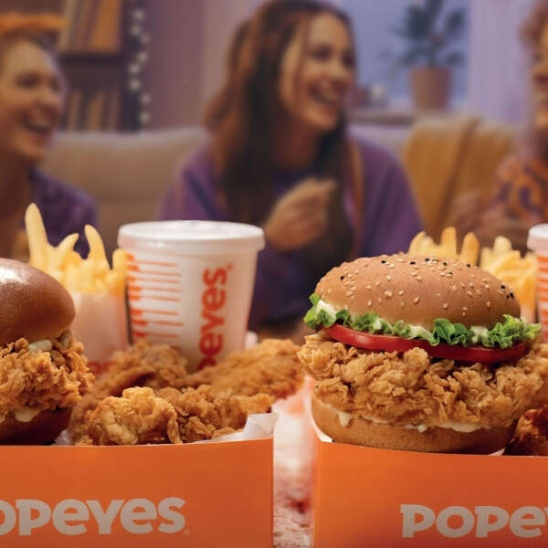 Popeyes’tan Hayatı Lezzetle Kutlayan Yeni Kampanya: “Yaşansın Popeyes”