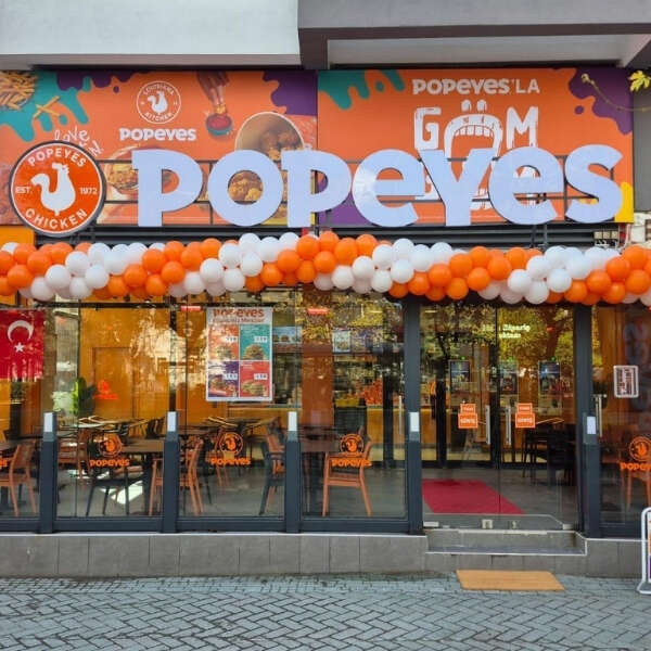 Popeyes® Eskişehir Odunpazarı Vişnelik Mahallesi’nde hizmete açıldı!