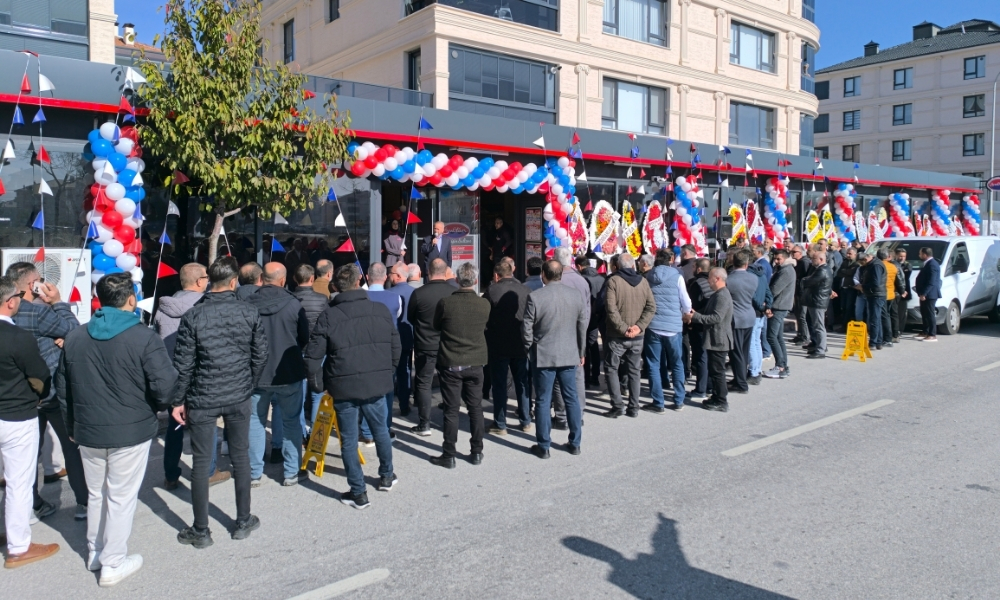 Sultan Market 46. Magazasini Kutahyada Hizmete Acti 2