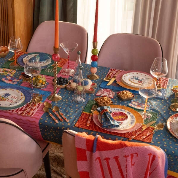 Zsa Zsa Zsu, yeni yılı Cheerland koleksiyonuyla renkli bir kutlamaya dönüştürüyor