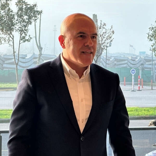 Başak Aktürk 13 Outlet Center İzmit’te 12 Aralık Mağazacılar Günü kutlandı