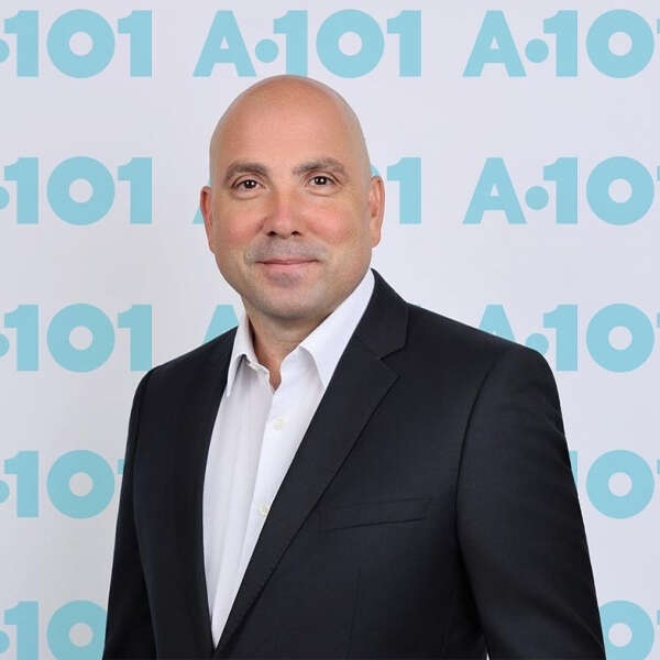 İlkay Keskin 11 A101’in yeni CEO’su Talat Olgay oldu