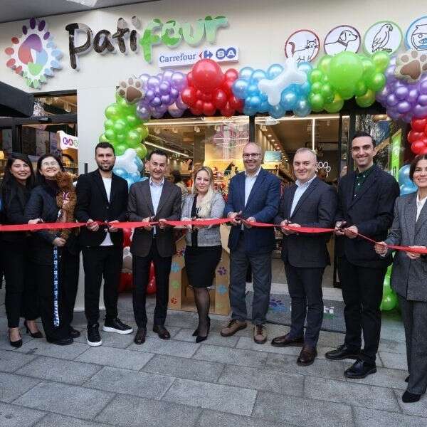 CarrefourSA’nın patili dostlar ve sahipleri için tasarladığı PATiFOUR açıldı