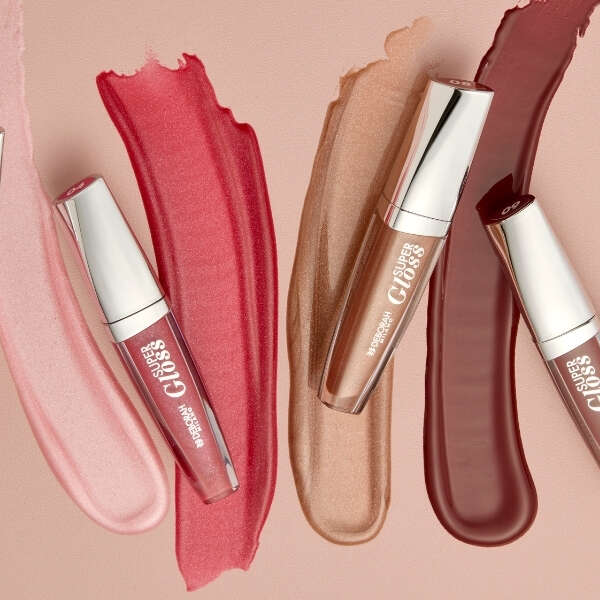 Deborah Milano Super Gloss serisiyle yılbaşı stiline parlak bir dokunuş