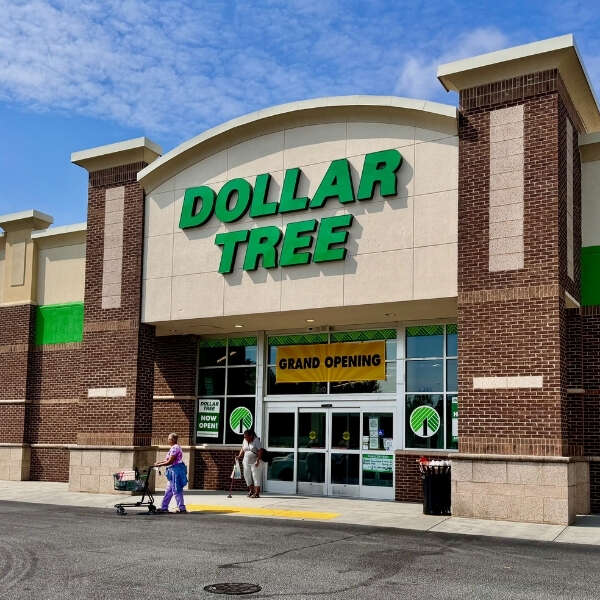 Dollar Tree, Üçüncü Çeyrekte Yüksek Gelirli Müşteri Akınıyla Satışlarını Artırdı