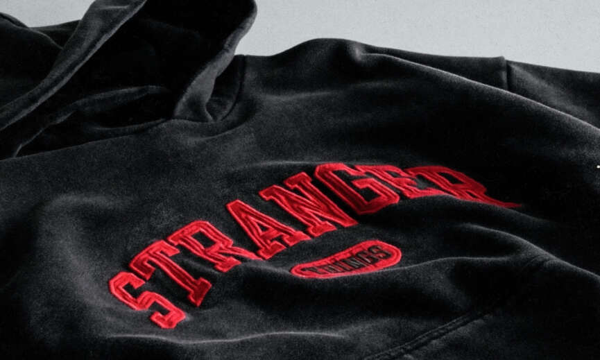 Gap x Stranger Things Koleksiyonu Turkiyede