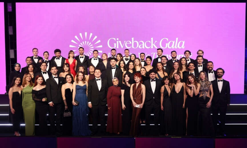 Girisimcilik ve Is Dunyasi Ekosistemi 9.Kez Giveback Galada Bir Araya Geldi