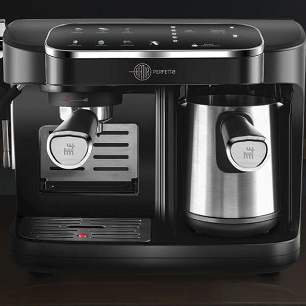 Türk kahvesi ve espresso aynı sahnede: Hatır Perfetto’nun yeni yüzü Fatih Terim