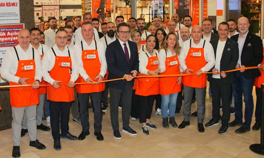 Koctas Ozdilek Park Antalya AVM Magazasini Yenilenen Konseptiyle Hizmete Acti