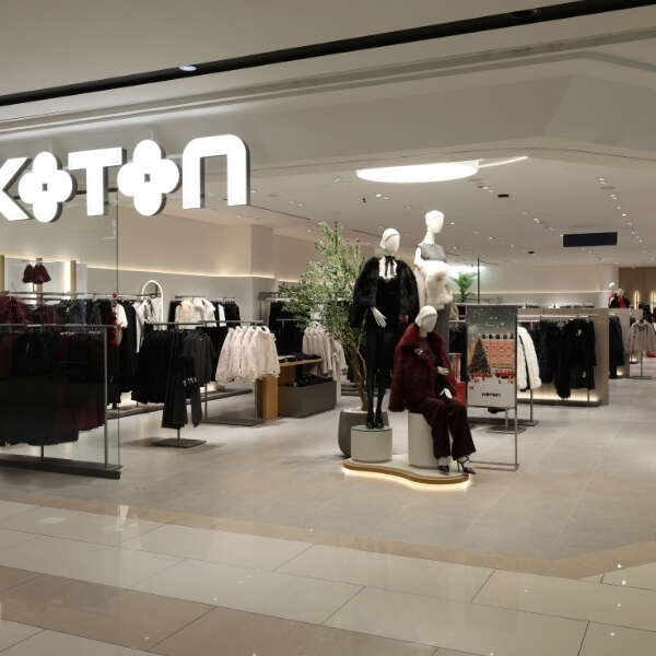 Home 37 Koton’un yeni konsept mağazası Capitol AVM’de açıldı
