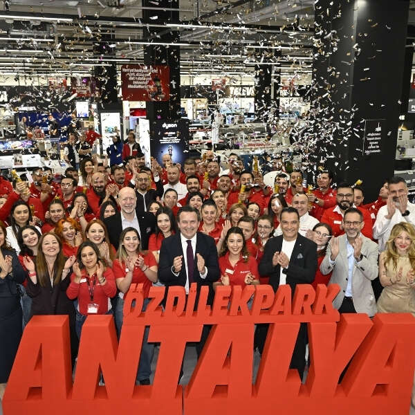 MediaMarkt yılın son mağazasını Antalya’da açtı