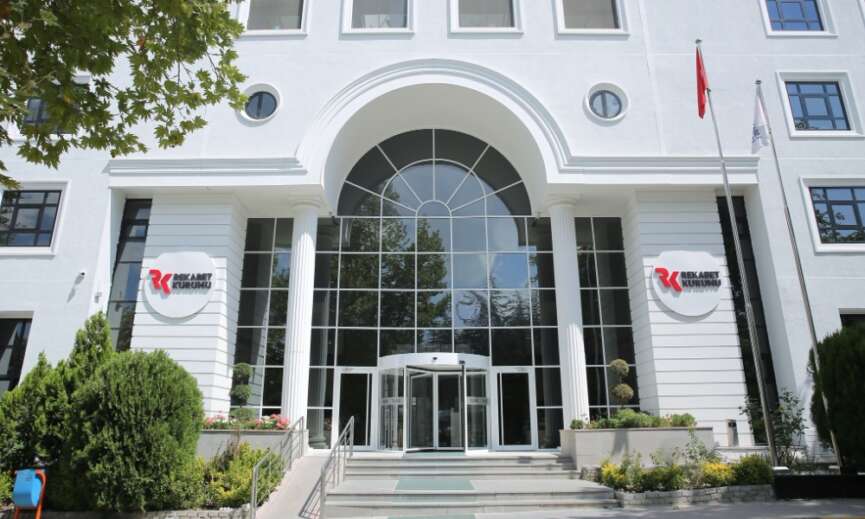 Rekabet Kurulundan ilac sektorune emek piyasasi cezasi