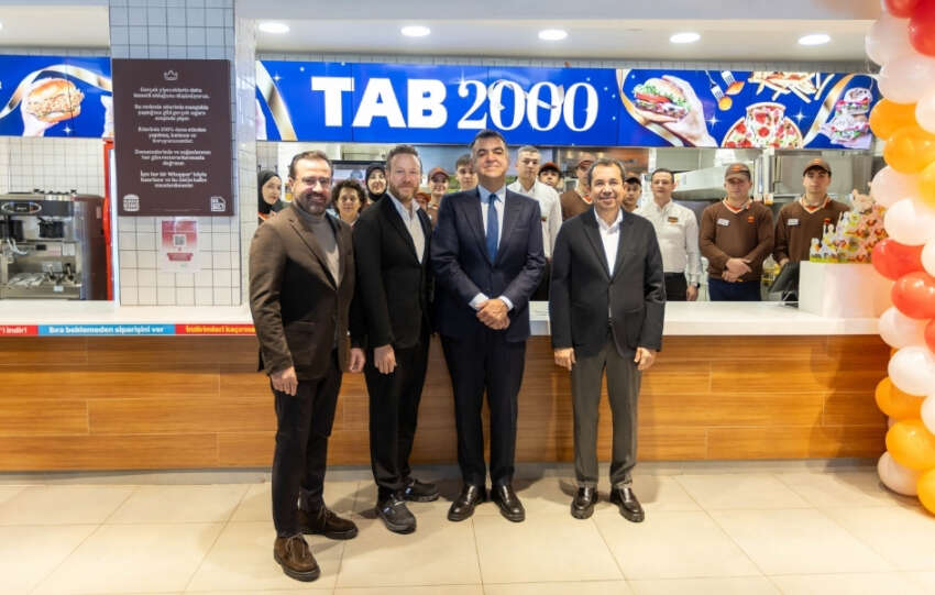 TAB Gida 2000inci restoranini Karsta acti