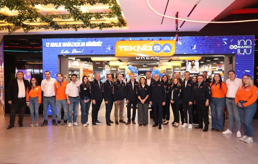 Teknosa Magazacilar Gununu calisanlariyla birlikte kutladi