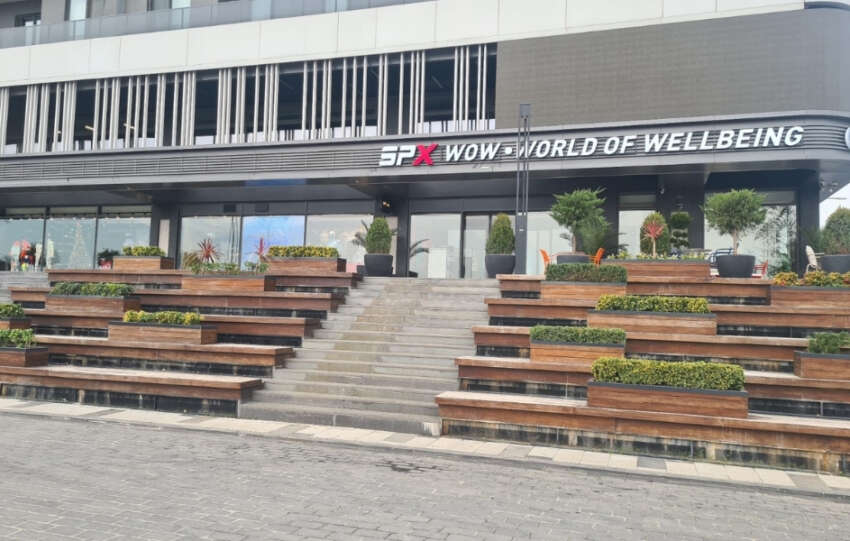 Turkiyede Bir Ilk SPX Mega Blue Monkey Coffee Downtown Bursada Acildi