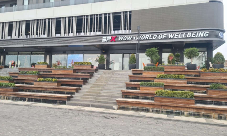 Turkiyede Bir Ilk SPX Mega Blue Monkey Coffee Downtown Bursada Acildi