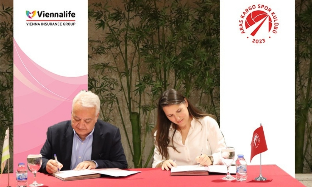 Aras Kargo Kadin Voleybol Takiminin Resmi Sponsoru Viennalife Oldu