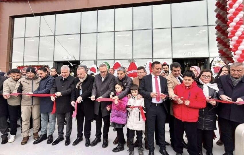 As Gross 2.subesini yogun katilimla Usakta acti