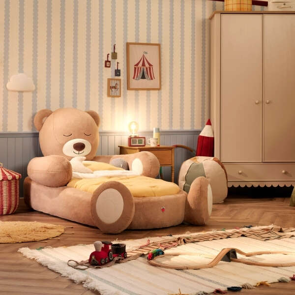 Home 40 Çilek, Özgün Tasarımlarıyla IIFF 2026’da