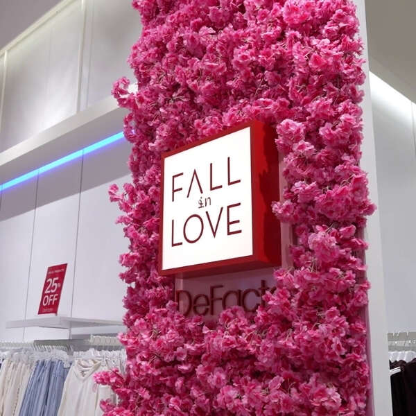 DeFacto, Suudi Arabistan’daki İlk Mağazasını Cidde’de Açtı