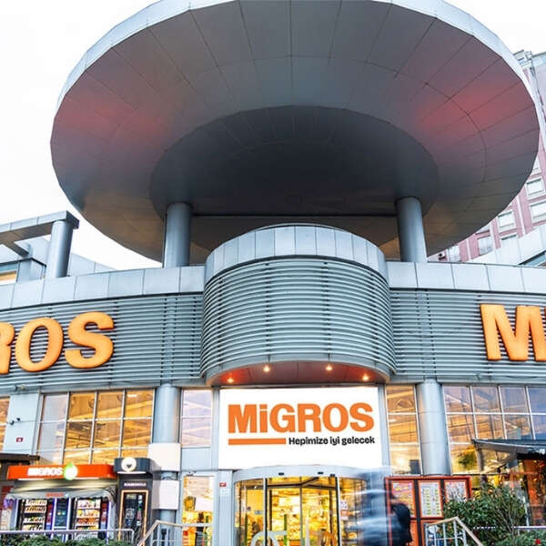 Migros, tüm dağıtım merkezlerindeki 7 bini aşkın çalışanı kadrosuna aldı