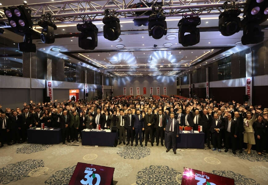 Onur Market 30uncu kurulus yil donumunu coskuyla kutladi