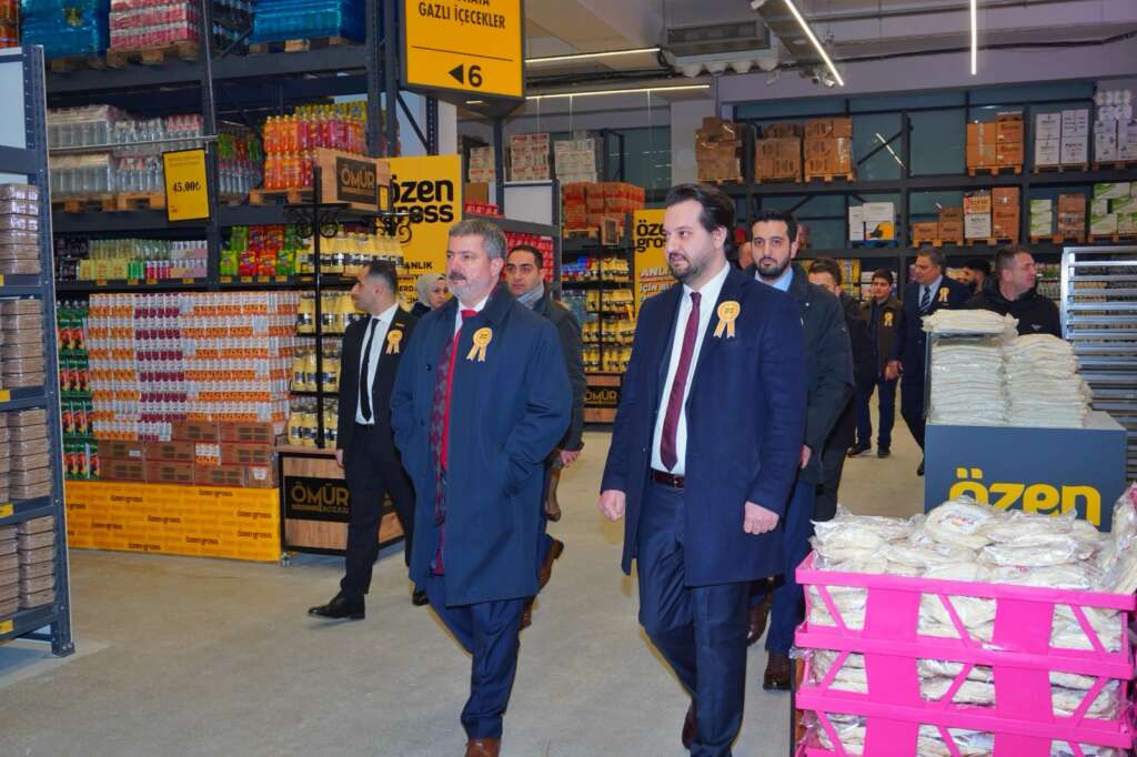 Özen Gross 5’inci Mağazasını İnegöl’de Açtı! 2 OzenGross Inegol 3