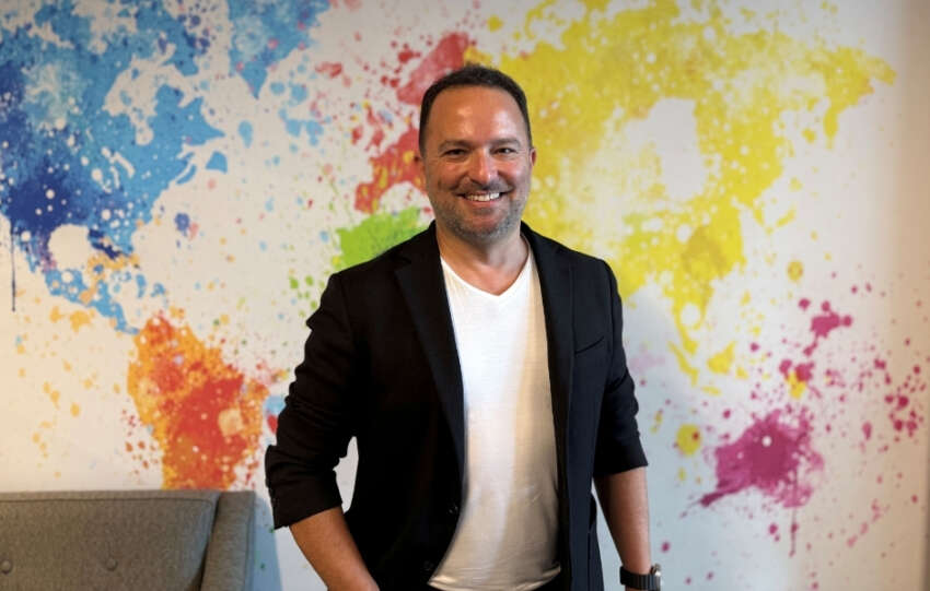 13 Subat Dunya Radyo Gununde sesin dijital yolculuguna Karnavaldan guclu vurgu