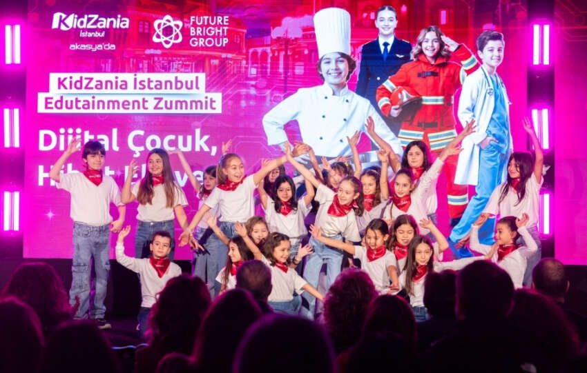 Alfa kusagi gelecegini kendisi yaziyor