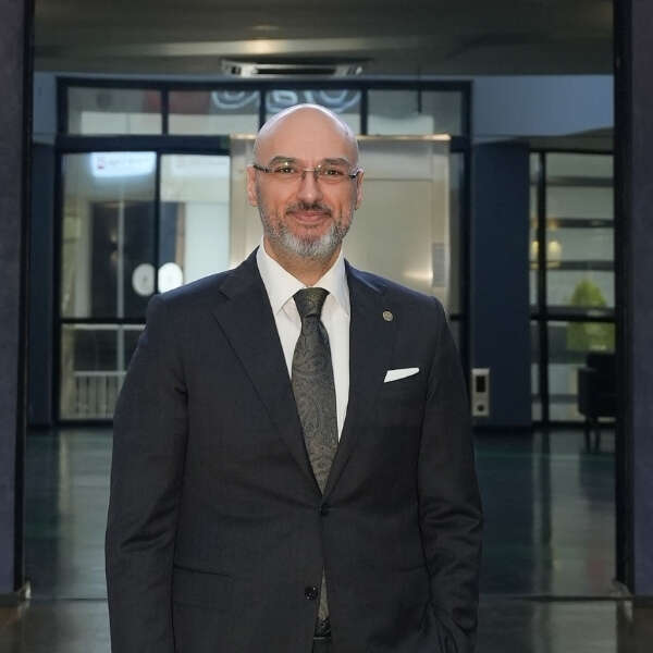 Cubo’da üst düzey atama