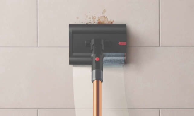 Dysonin en ince ultra hafif islak zemin temizleyicisi PencilWash kullanicilarla bulusuyor