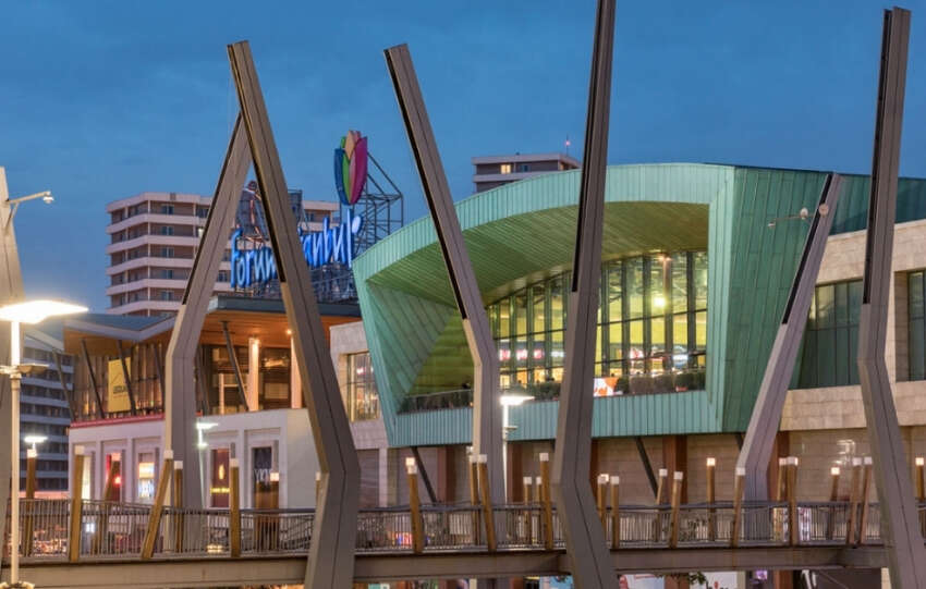 Forum Istanbul Sevgililer Gunune davet ediyor