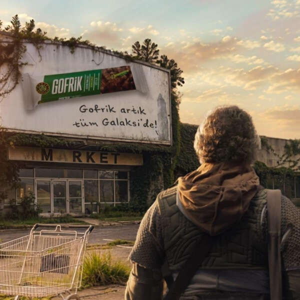 Gofrik’ten Cem Yılmaz’lı Reklam Serisinin Yeni Halkası: Yıl 2100