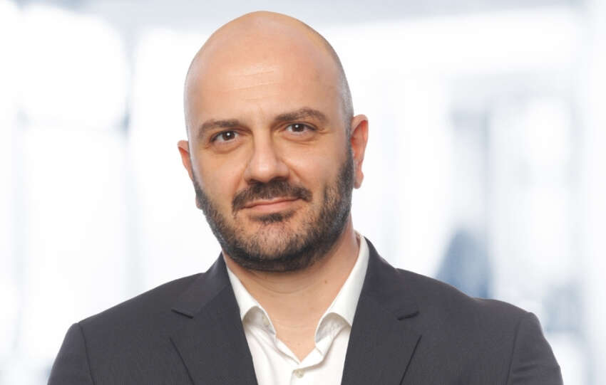 Izocamda Ust Duzey Gorev Degisimi