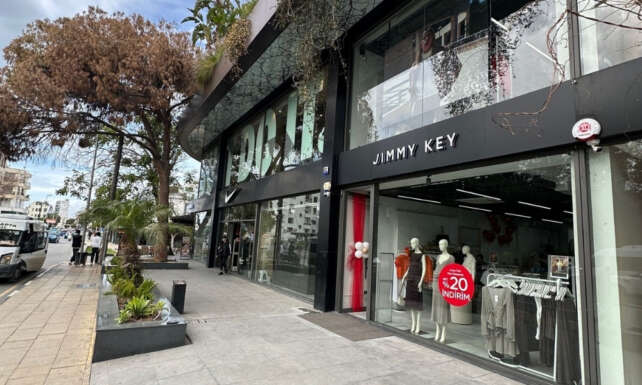 Jimmy Key Lefkosanin ardindan Kibristaki ikinci magazasini Girnede acti