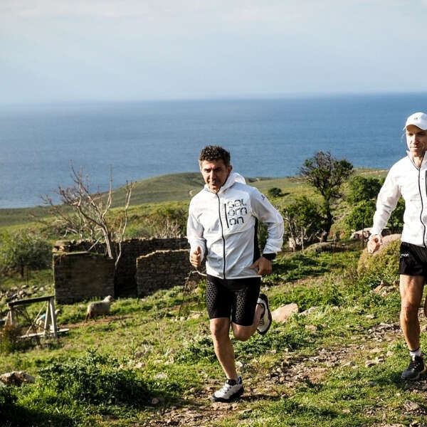 Home 26 Kurukahveci Mehmet Efendi, Gökçeada Ultra Koşu Yarışı’nda ‘Kahve İçen Yorulmaz!’ diyecek