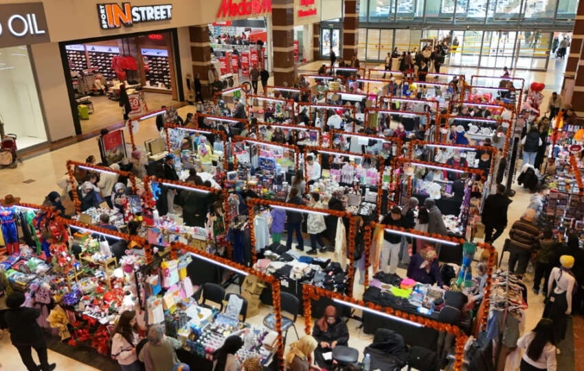 M1 Konyada Hediyelik Esya Festivali Coskusu