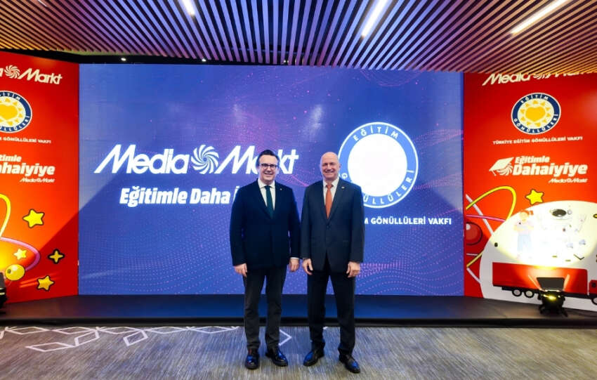 MediaMarkt Turkiye ve TEGVden deprem bolgesinde 11 bini askin cocuga nitelikli egitim destegi