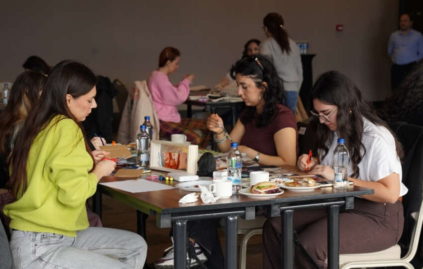 NESCAFE Gold Bu Fincan Sanat Yolunda projesi yeni sehirlerle devam ediyor