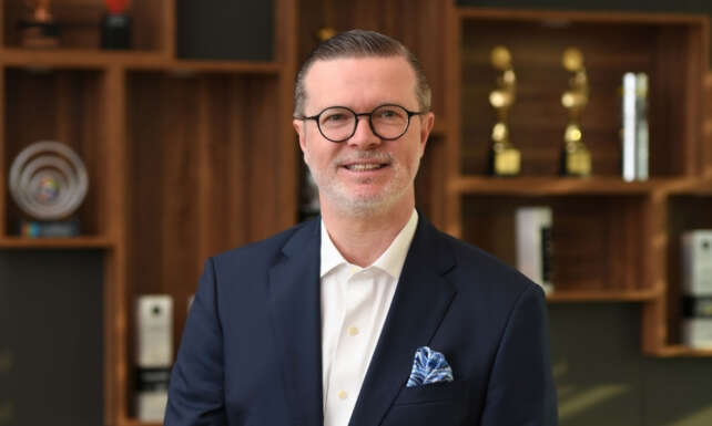 Yenal Gokyildirim Azadea Groupun CEOsu Oldu