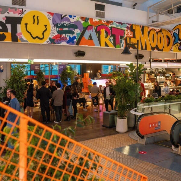 dekk akmerkez Eski Sevgili Pazarı ile hatıraları deneyime dönüştürüyor