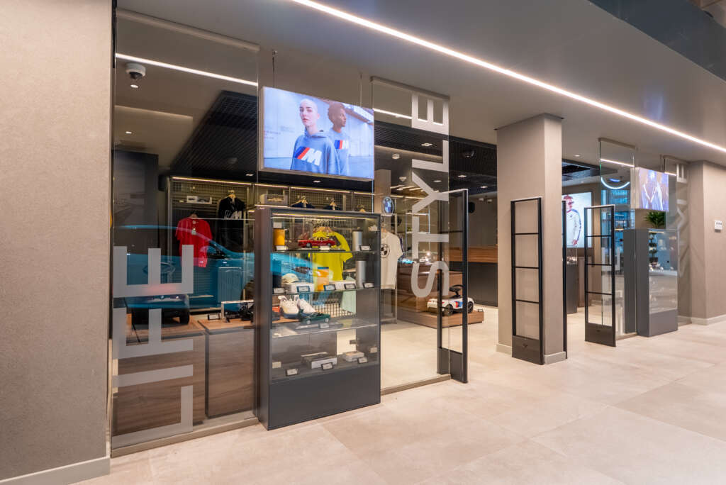 Çok Katmanlı Bir Mimari Deneyim: Ataşehir’de Yeni Nesil Oto Showroom 2 Beril Demircioglu 2B Dezgined Borusan Oto Atasehir 34