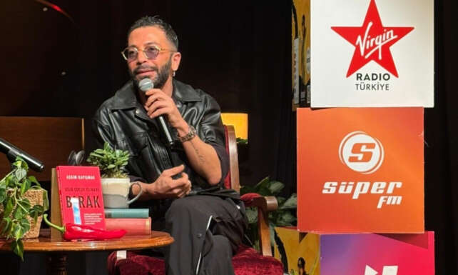 Karnaval kadinlarin hikayesini Askim Kapismak ile sahneye tasidi