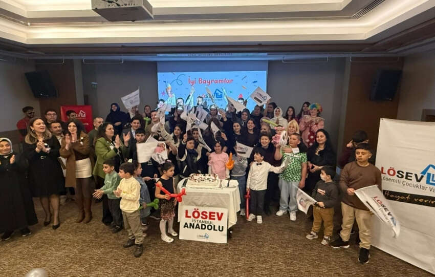 LOSEV Istanbulda Ramazan Bayramini Kutladi