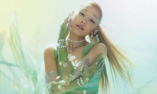 Swarovski Ariana Grande ile Yeni Kapsul koleksiyonunu tanitti